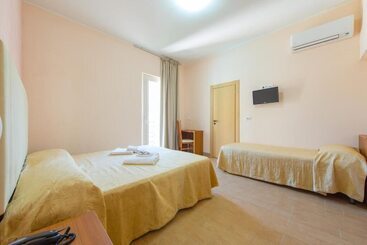 هتل Adria Nuova