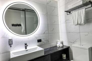 Microtel By Wyndham Wellington