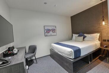 Microtel By Wyndham Wellington