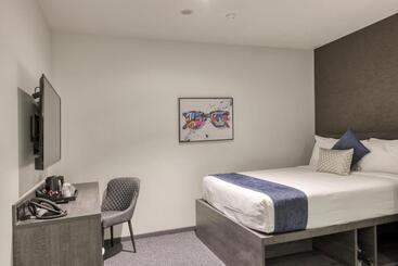 Microtel By Wyndham Wellington
