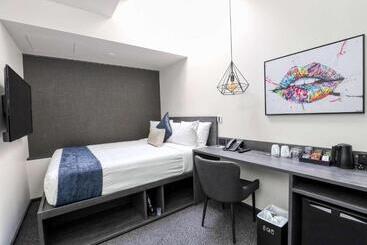 Microtel By Wyndham Wellington