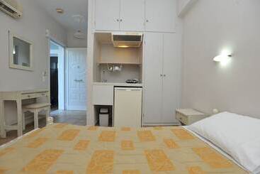 Annaliza Apartments