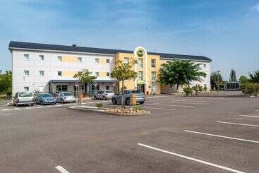 B&b Hotel Cholet Nord