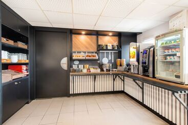 B&b Hotel Cholet Nord