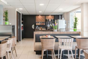B&b Hotel Cholet Nord