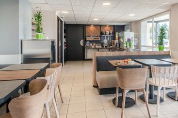 B&b Hotel Cholet Nord