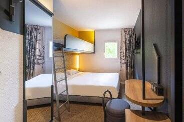B&b Hotel Cholet Nord