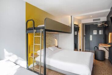 B&b Hotel Cholet Nord