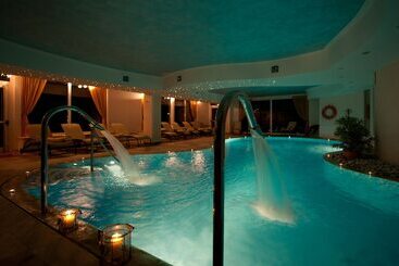 Centro Pineta Family Hotel & Wellness