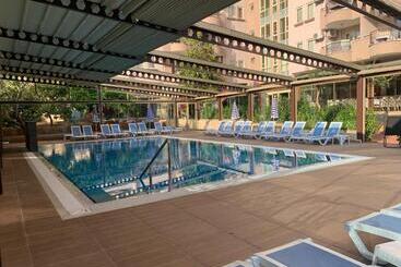 Club Sidar Apart