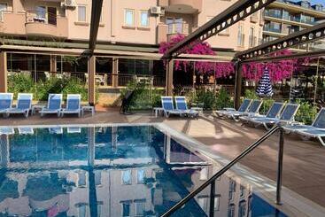 Club Sidar Apart