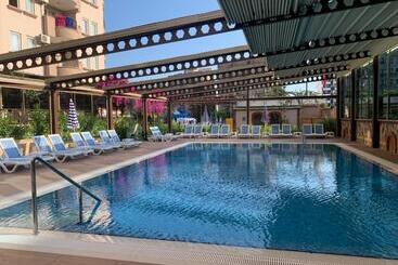 Club Sidar Apart