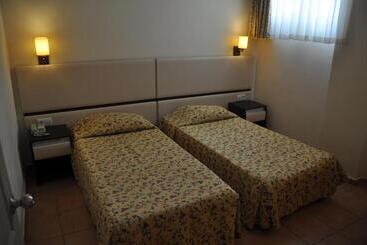 Club Sidar Apart