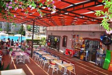 Club Sidar Apart
