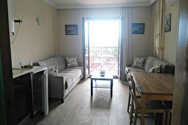 Dasis Hotel & Suites