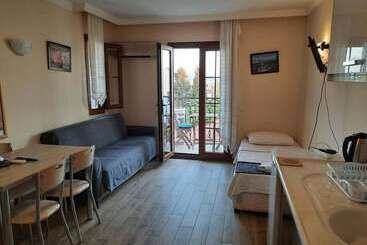 Dasis Hotel & Suites
