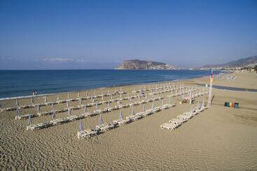 Green Garden Resort & Spa