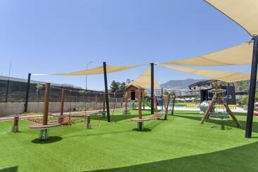 Green Garden Resort & Spa