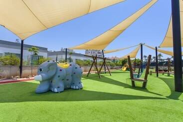 Green Garden Resort & Spa