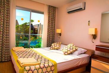 Green Garden Resort & Spa