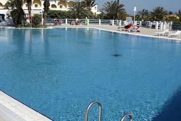 هتل Baya Beach Aqua Park   Family Only
