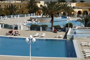 هتل Baya Beach Aqua Park   Family Only