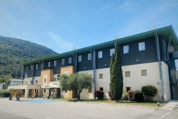 B&b Hotel Aubagne Gémenos