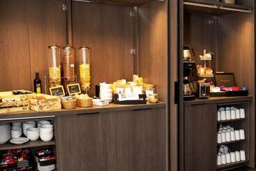 هتل Best Western Plus Hôtel Colbert