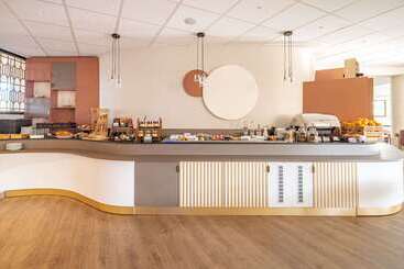 Brit Hotel Angers Parc Expo   L Acropole