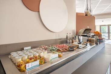 Brit Hotel Angers Parc Expo L Acropole