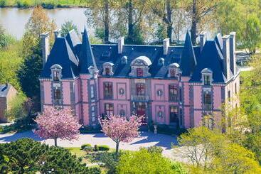 هتل Château Hôtel Du Colombier