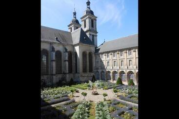 هتل De L Abbaye Des Premontres