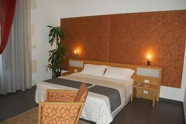 호텔 Grande Albergo Alfeo