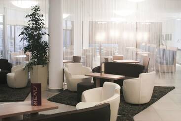 هتل Holiday Inn Express Marseille Saint Charles, An Ihg
