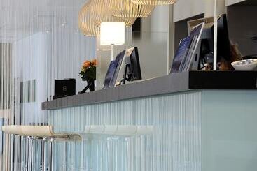 هتل Holiday Inn Express Marseille Saint Charles, An Ihg