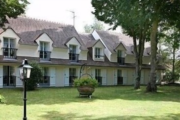 هتل Hostellerie Du Royal Lieu
