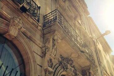 هتل Hôtel L Orque Bleue
