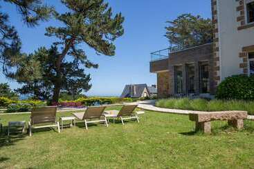 酒店 Hôtel Les Costans, The Originals Relais
