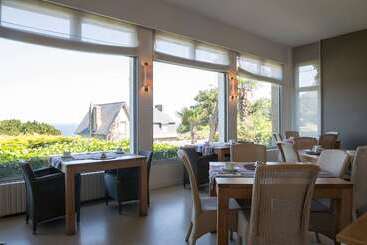 酒店 Hôtel Les Costans, The Originals Relais