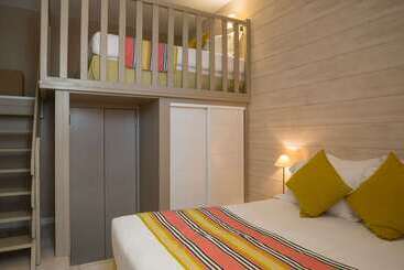 酒店 Hôtel Les Costans, The Originals Relais