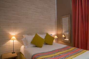酒店 Hôtel Les Costans, The Originals Relais