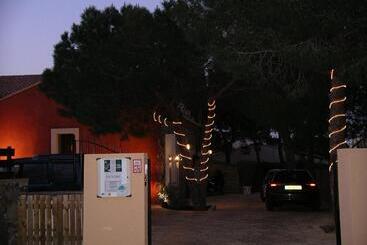 هتل La Bergerie Du Cap