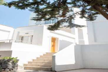 هتل La Quinta By Wyndham Bodrum