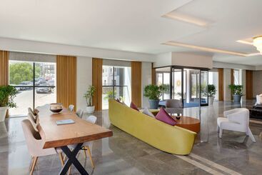 هتل La Quinta By Wyndham Bodrum