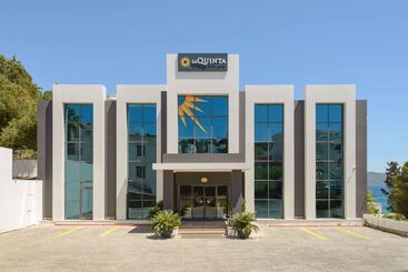 هتل La Quinta By Wyndham Bodrum