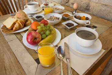 هتل Manoir Des Indes, The Originals Relais