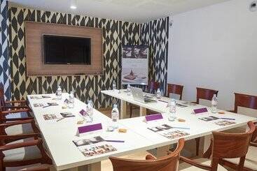 ホテル Mercure Brest Centre Les Voyageurs