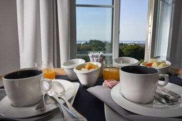 هتل Mercure Brest Centre Les Voyageurs