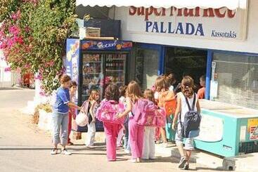 هتل Pallada
