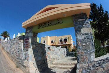 هتل Perla Apartments